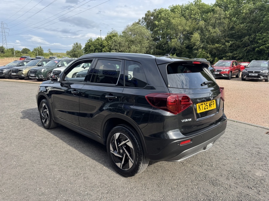 Suzuki Vitara 1.4 Boosterjet Mild Hybrid Ultra Black #5