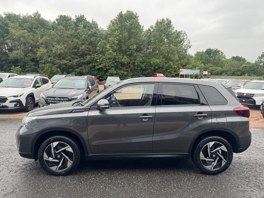 Suzuki Vitara 1.4 Boosterjet Mild Hybrid Ultra Grey #4