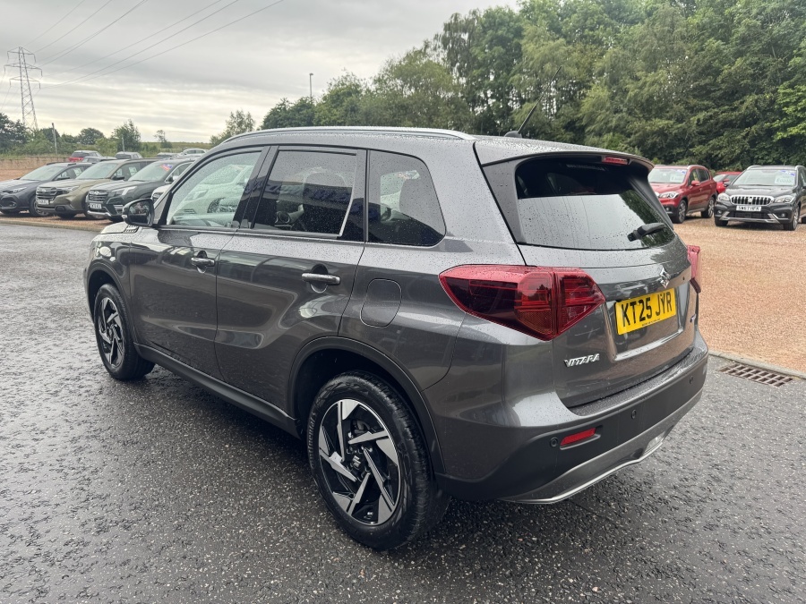 Suzuki Vitara 1.4 Boosterjet Mild Hybrid Ultra Grey #5