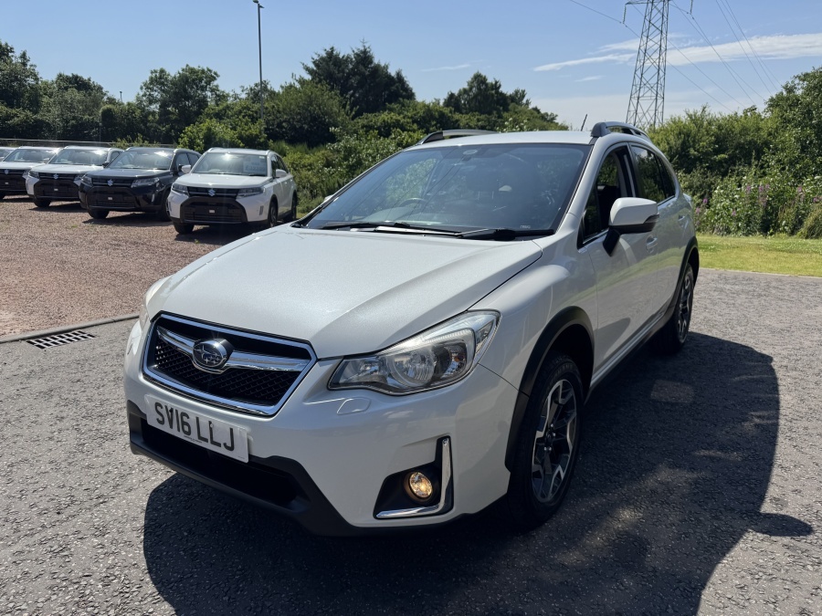 Subaru XV 2.0I Se White #3