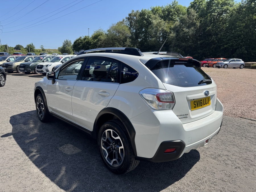 Subaru XV 2.0I Se White #5