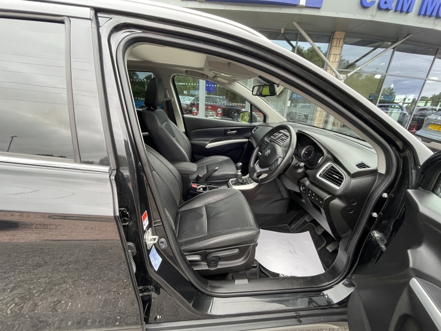 Suzuki SX4 S Cross S-cross 1.4 Boosterjet Sz5 Allgrip 2018 White #11