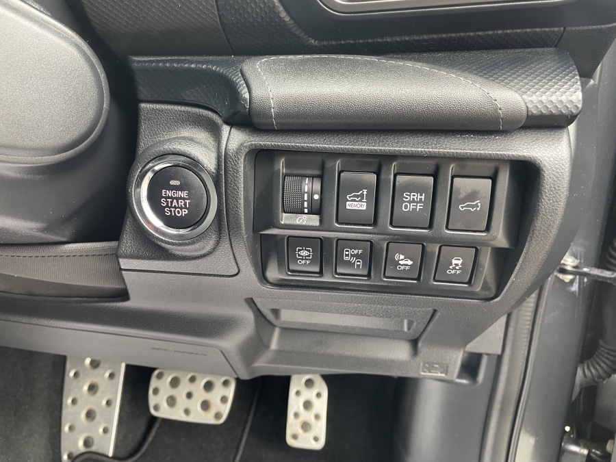 Subaru Forester E-boxer Xe Silver #17