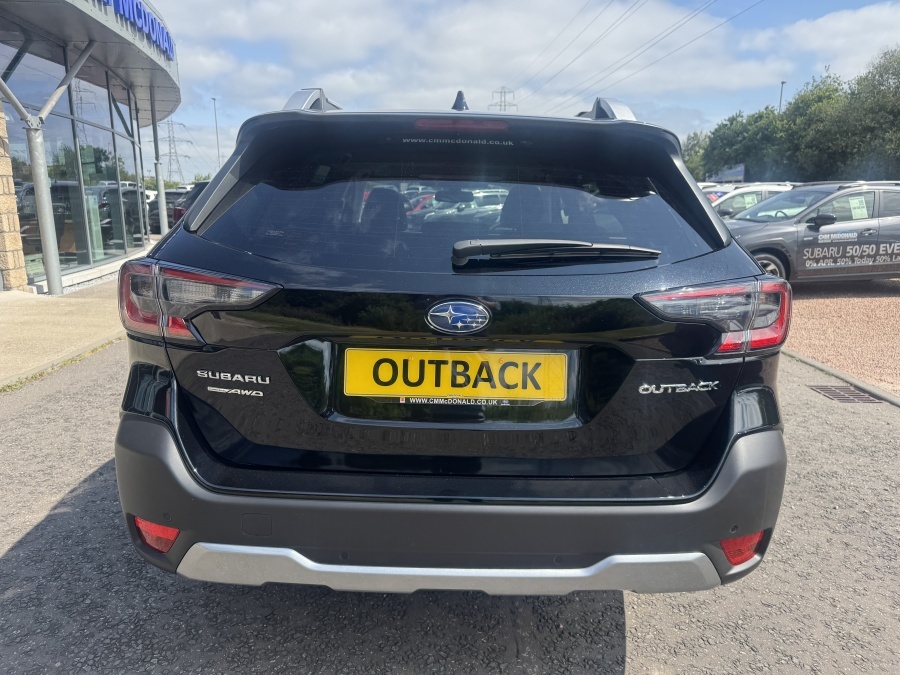 Subaru Outback 2.5I Touring Lineartronic Black #6