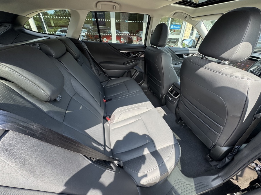 Subaru Outback - L Es Limited Green #11