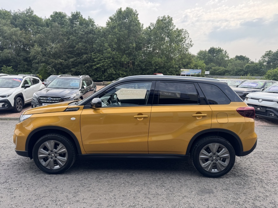 Suzuki Vitara 1.4 Boosterjet 48V Hybrid Sz-t Allgrip Yellow #4