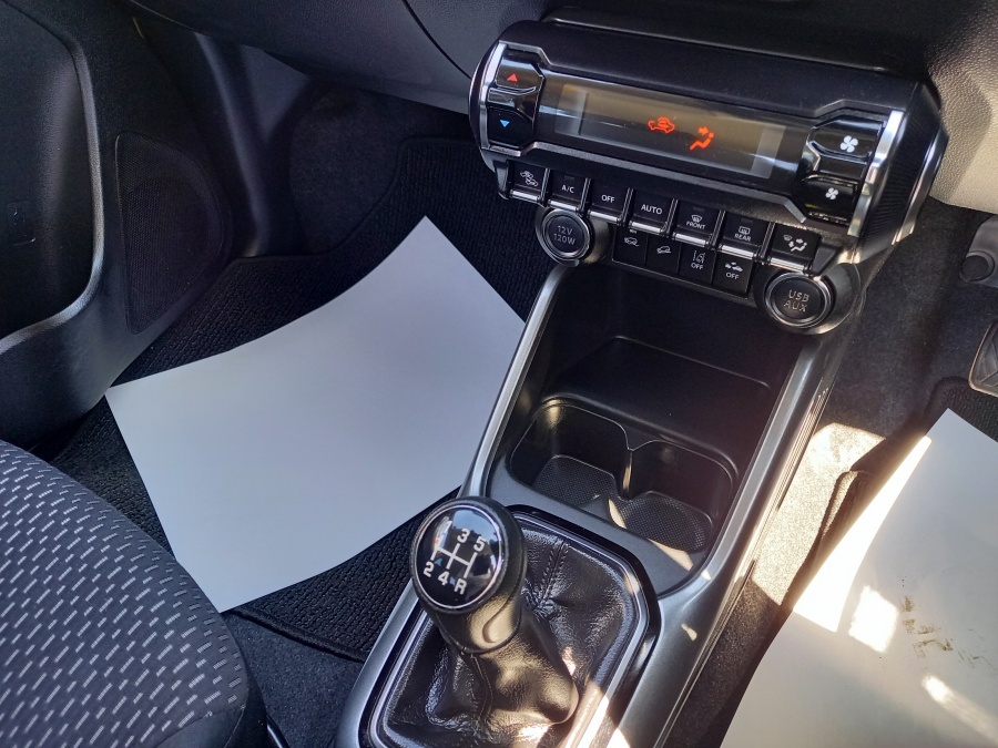 Suzuki Ignis Ignis Sz-t Dualjet Mhev White #24