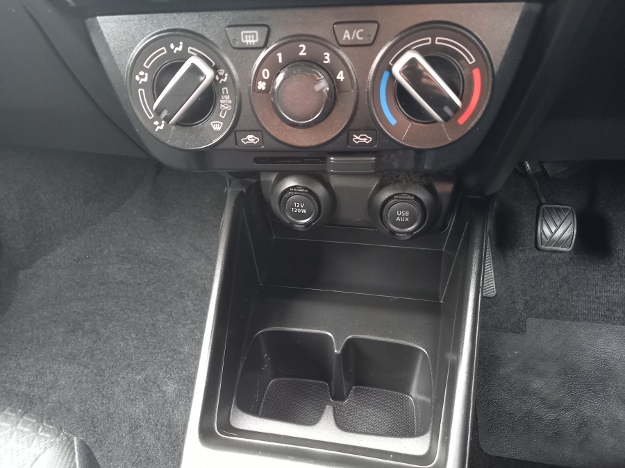 Suzuki Swift Suzuki Swift Sz-l Grey #23