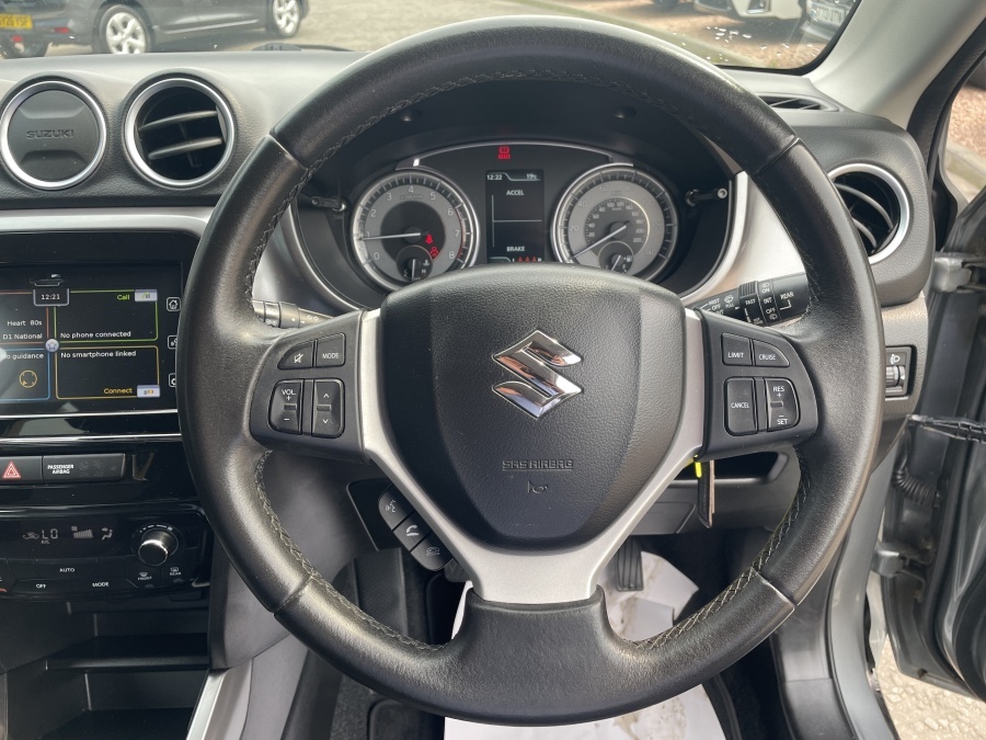 Suzuki Vitara Vitara Sz4 Boosterjet Mhev White #15