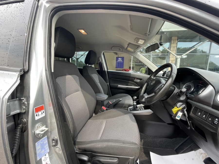 Suzuki Vitara Vitara Sz4 Boosterjet Mhev White #13