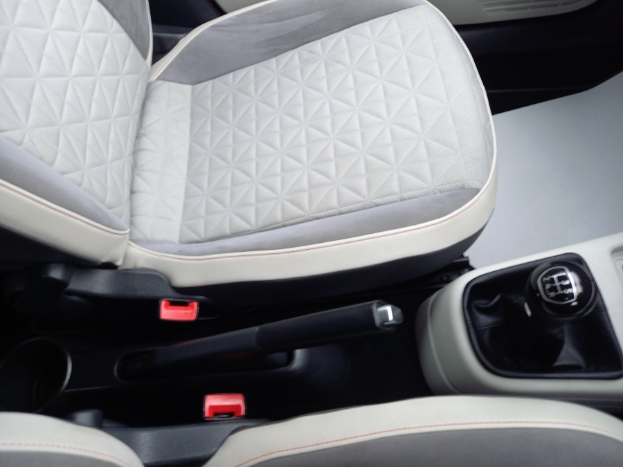 Volkswagen Up 1.0 65Ps Black Edition Silver #23