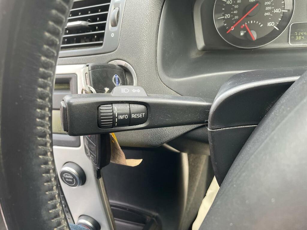 Volvo V50 1.6 D Drive Se Edition Silver #32