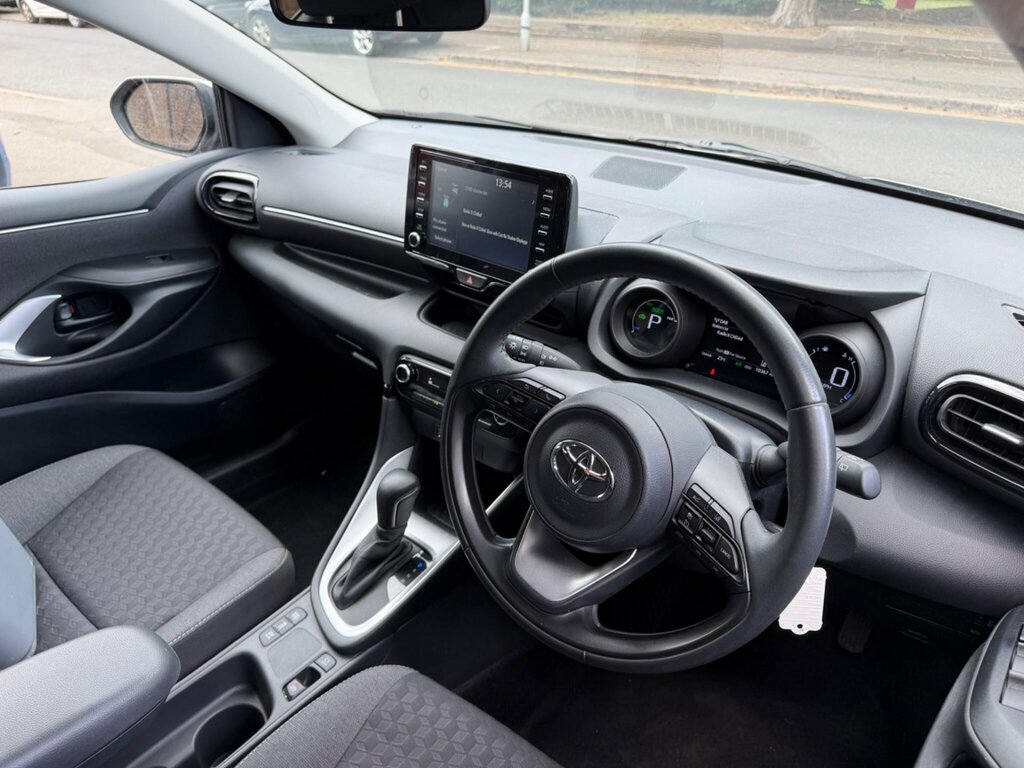Toyota Yaris 1.5 Vvt-h Design E-cvt Euro 6 Ss Silver #6