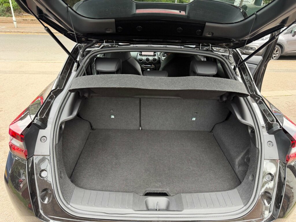 Nissan Juke 1.6 N-connecta Euro 6 Black #5