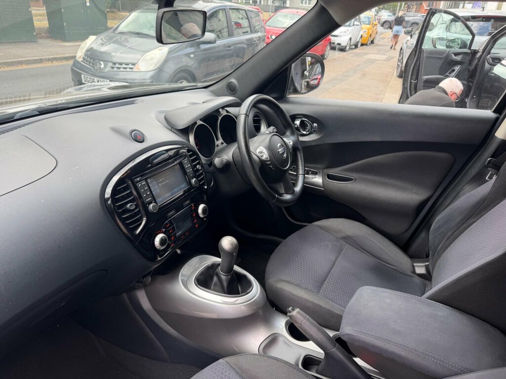 Nissan Juke Hatchback White #9