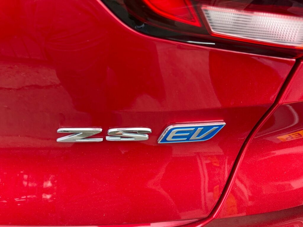 MG ZS 72.6Kwh Se Long Range Red #2