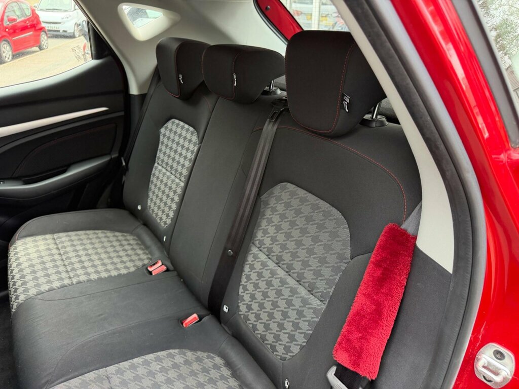MG ZS 72.6Kwh Se Long Range Red #4