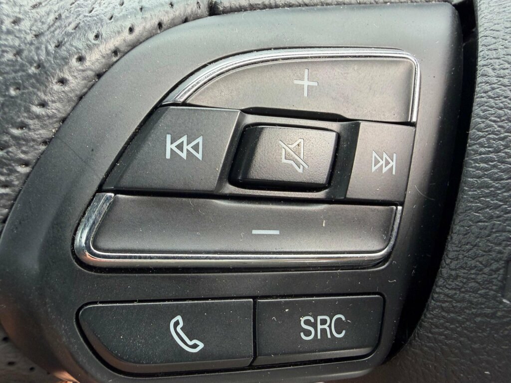 MG ZS 72.6Kwh Se Long Range Red #6
