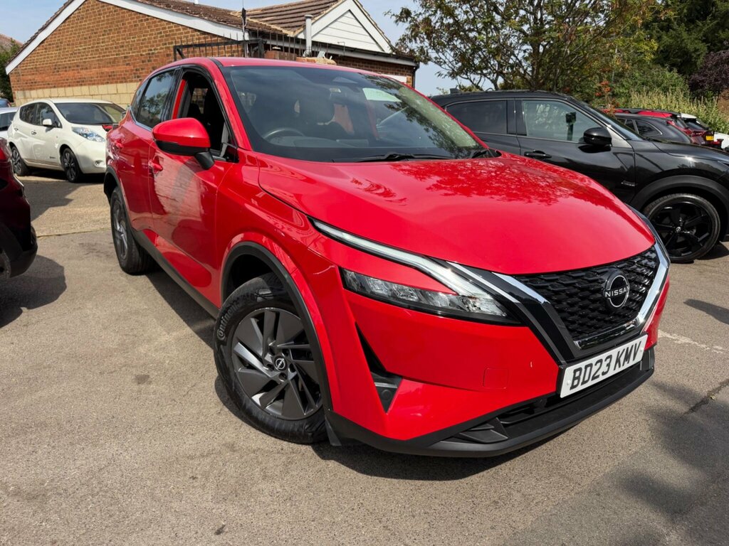Nissan Qashqai 1.3 Dig-t Mhev Acenta Premium Xtron Euro 6 Ss 5 Red #4