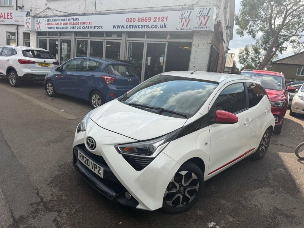 Toyota Aygo 1.0 Vvt-i X-trend Funroof X-shift Euro 6 White
