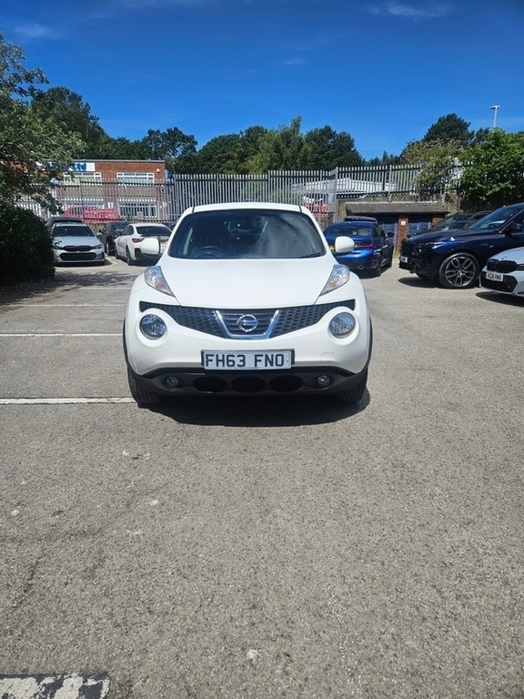 Nissan Juke Acenta Premium White #2