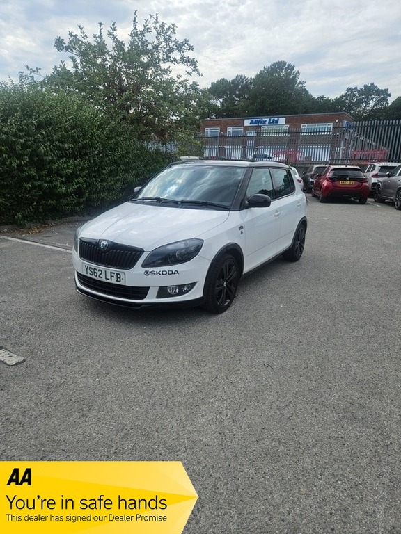 Skoda Fabia Monte Carlo Tsi White