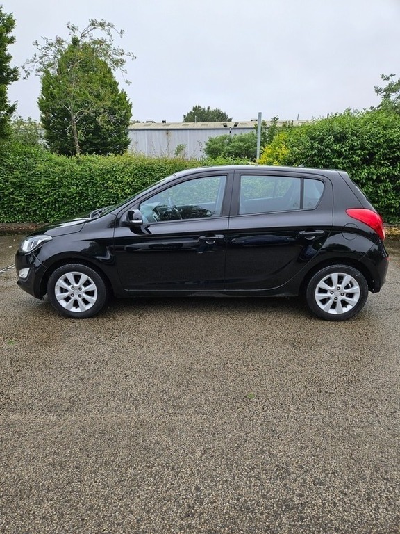 Hyundai I20 1.2 Classic 84 Bhp Red #7