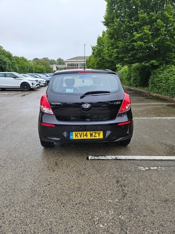 Hyundai I20 Active Black #5