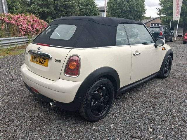 Mini Convertible 1.6 One Convertible Euro 5 98 P White #3