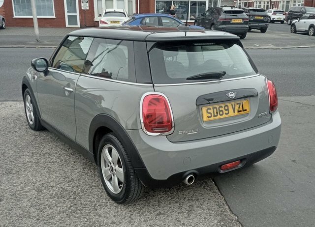 Mini Hatch 1.5 Cooper Classic Hatchback Eur Grey #3