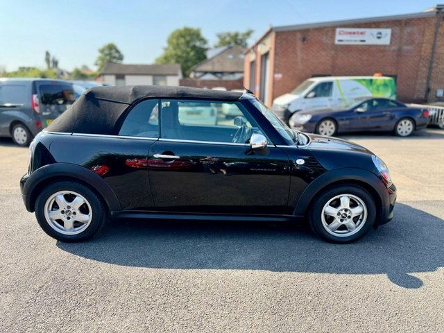 Mini Convertible Cooper D Orange #7