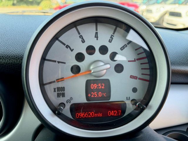 Mini Hatch 1.6 First Euro 5 White #11