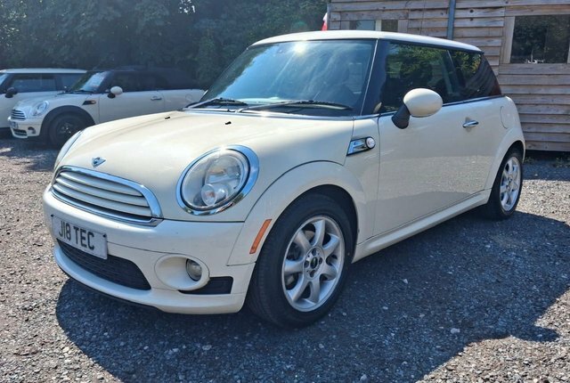 Mini Hatch 1.6 Cooper Hatchback Euro 4 120 White