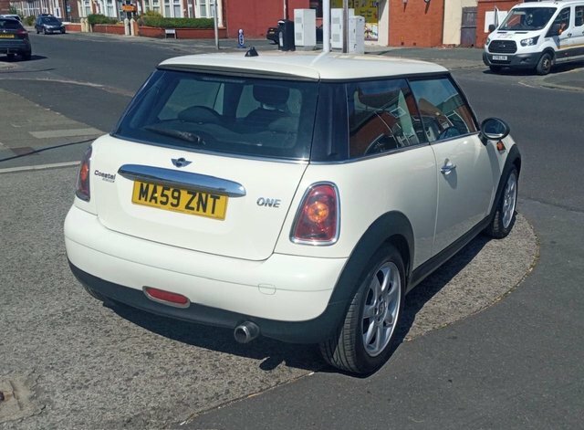 Mini Hatch 1.4 One Hatchback Euro 4 95 Ps White #3