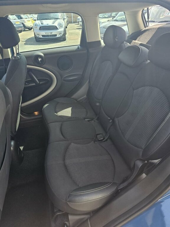 Mini Countryman White #9