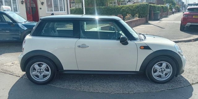 Mini Hatch 1.6 Cooper Hatchback Euro 5 122 White #6