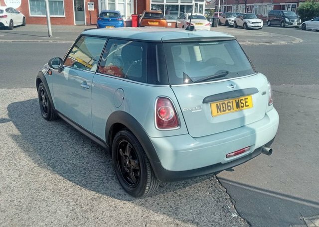 Mini Hatch 1.6 One Hatchback Euro 5 98 Ps Blue #3