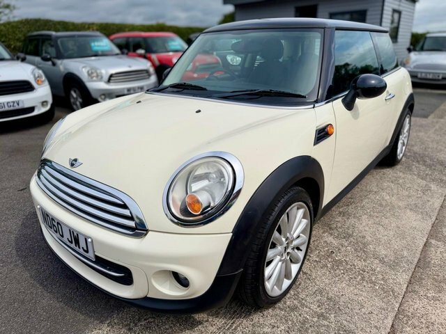 Mini Hatch 1.6 Cooper D Hatchback Euro 5 S ND60JWJ White