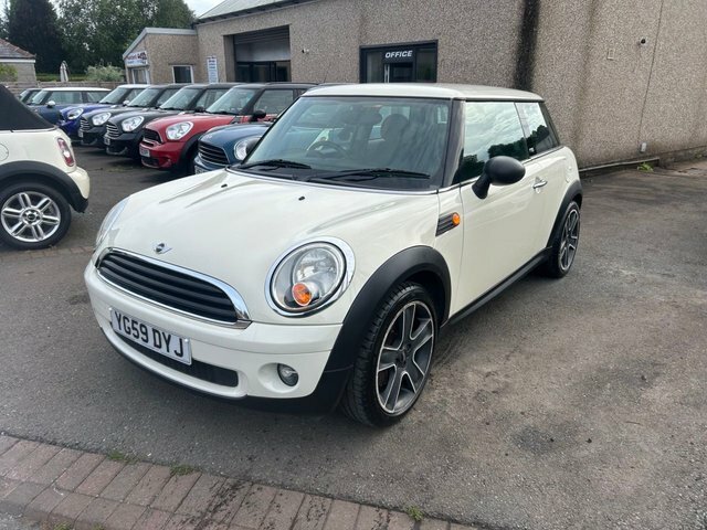 Mini Hatch 1.4 First Hatchback Euro 4 75 P White