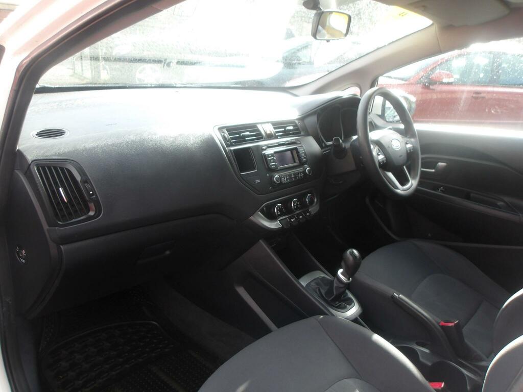 Kia RIO Vehicle Details Price - 3995 Make Kia Model Rio Silver #22