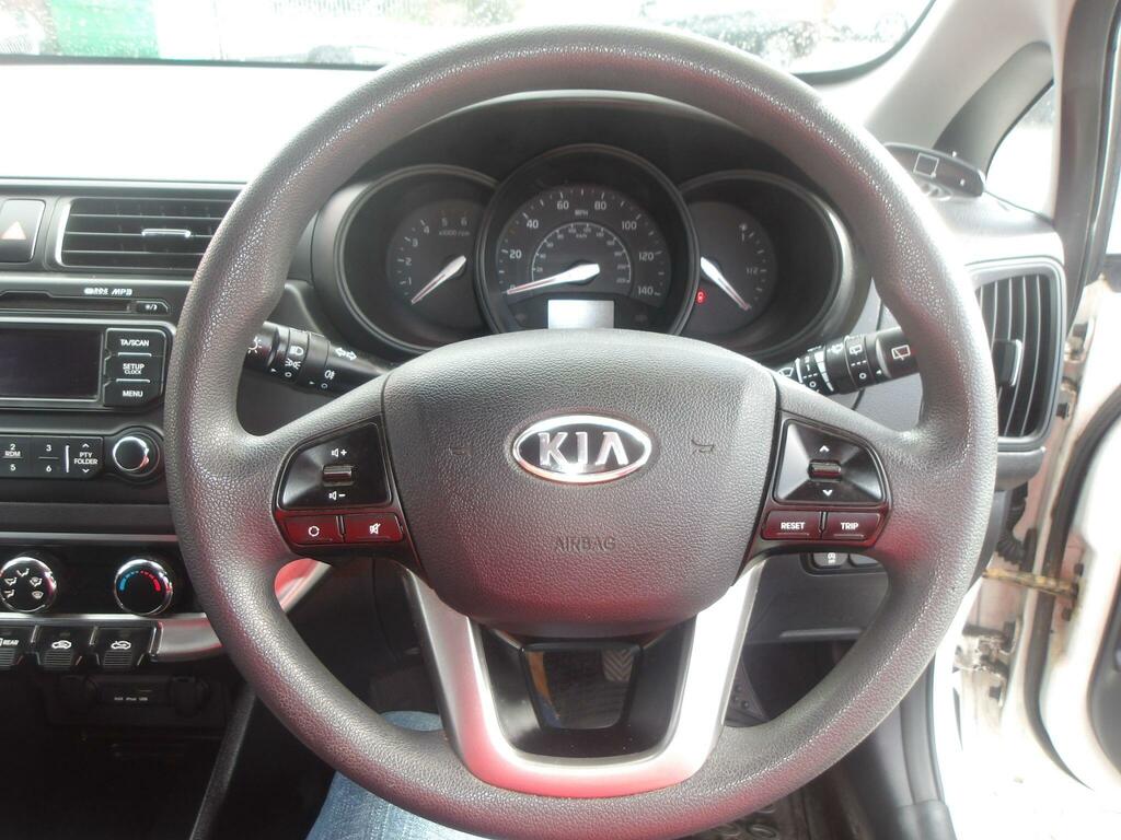 Kia RIO Vehicle Details Price - 3995 Make Kia Model Rio Silver #28