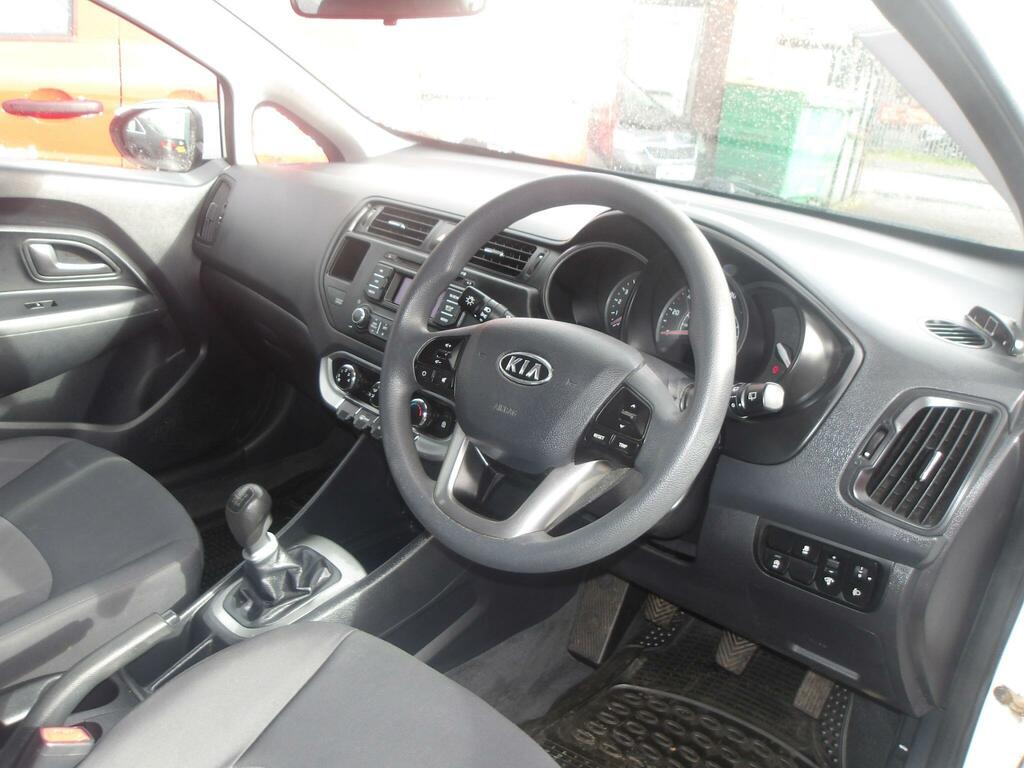 Kia RIO Vehicle Details Price - 3995 Make Kia Model Rio Silver #26