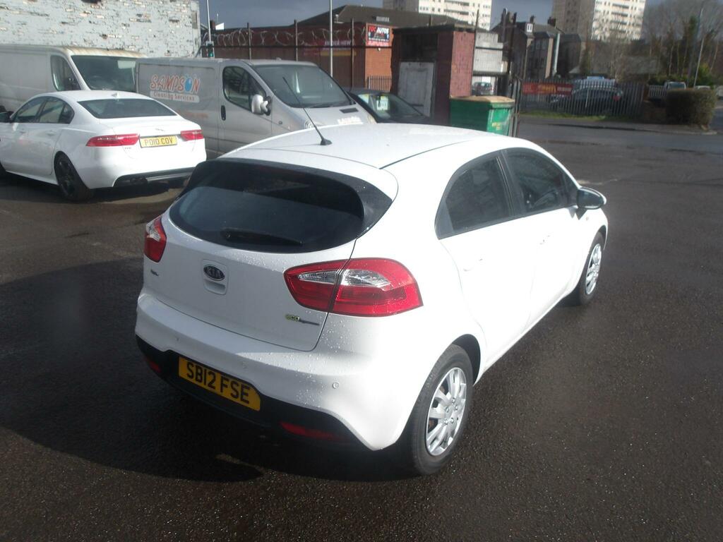 Kia RIO Vehicle Details Price - 3995 Make Kia Model Rio Silver #8
