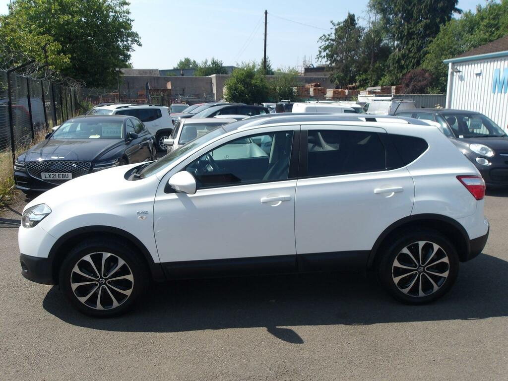 Nissan Qashqai N-tec White #4