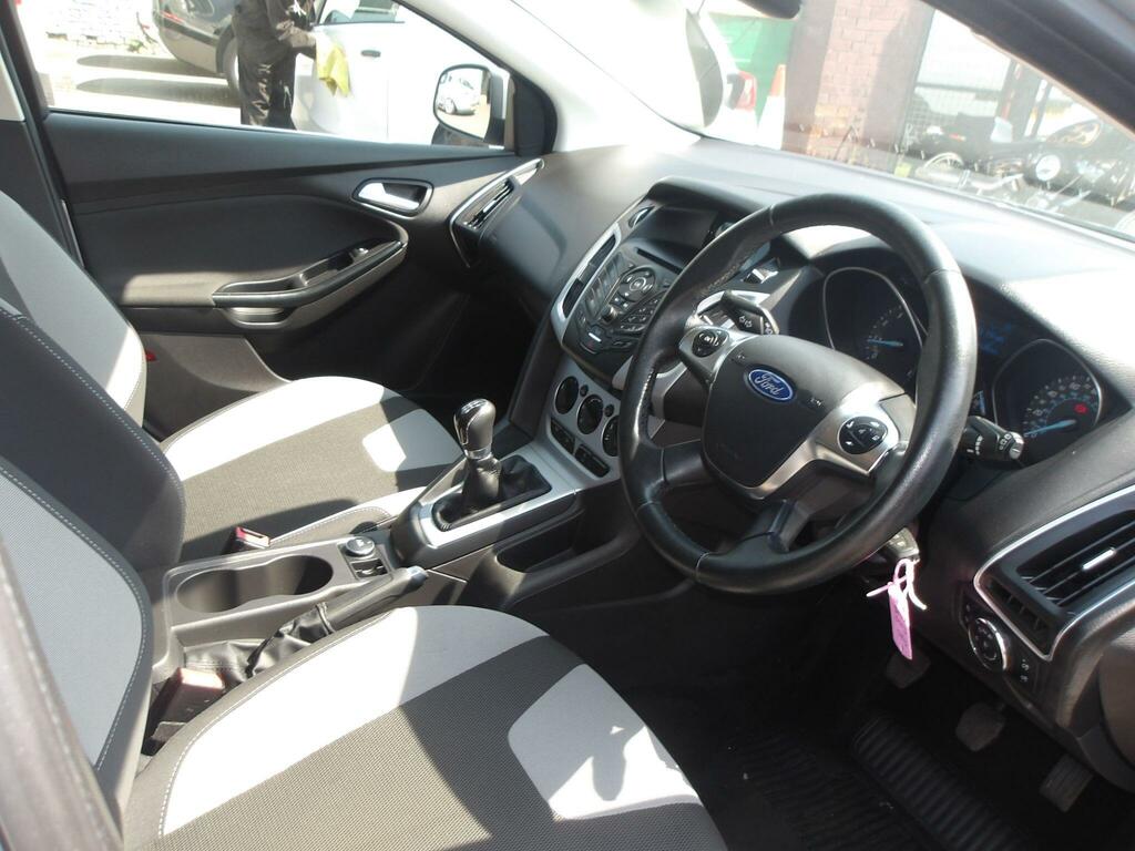 Ford Focus 1.6 Titanium Navigator Powershift Euro 5 White #9