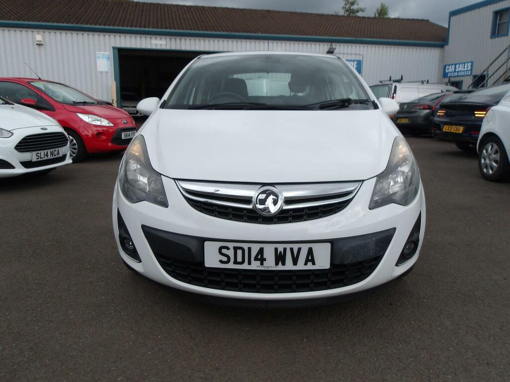 Vauxhall Corsa 1.2 16V Limited Edition Red #2