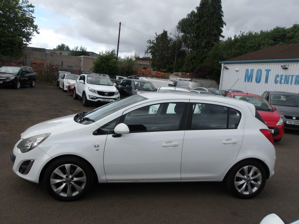 Vauxhall Corsa 1.2 16V Limited Edition Red #4