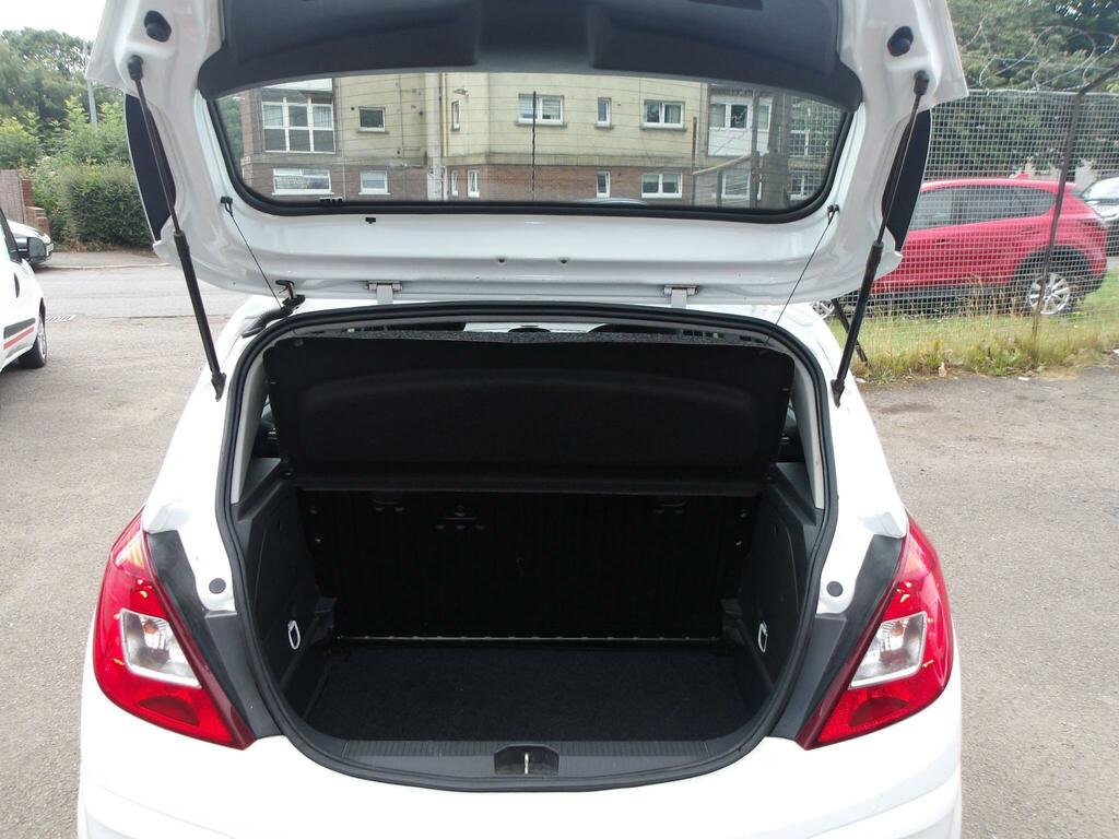 Vauxhall Corsa 1.2 16V Limited Edition Red #12