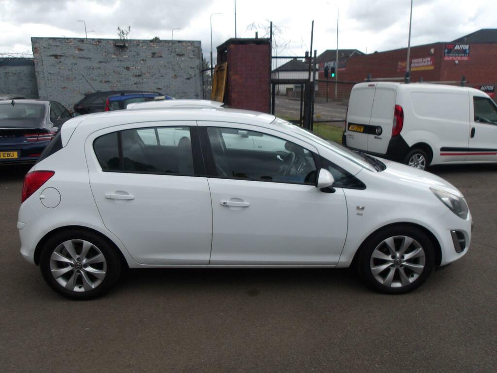 Vauxhall Corsa 1.2 16V Limited Edition Red #8