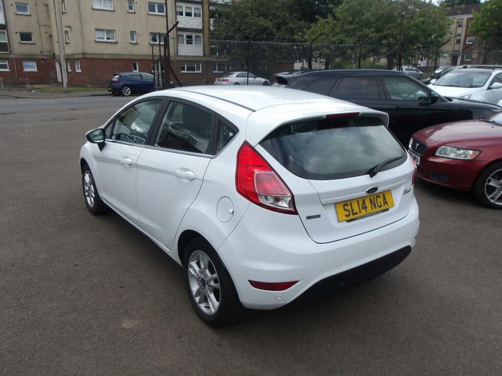 Ford Fiesta Zetec White #5